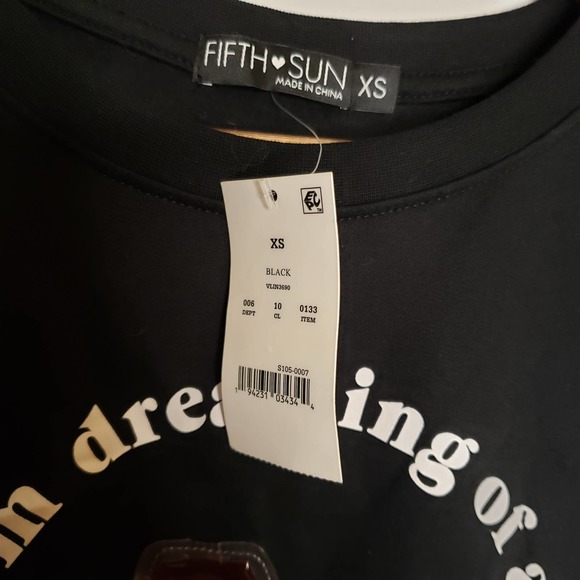 FIFTH SUN Wine Christmas Graphic Black Pullover Sweater XS - Picture 4 of 7